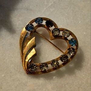 Vintage Catamore Signed 12K GF Gold Filled Prong-Set Rhinestone Heart Brooch Pin